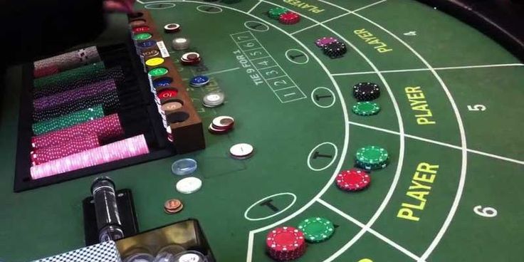 Người chơi chuyên nghiệp gấp thếp baccarat thường có khả năng phân tích và dự đoán
